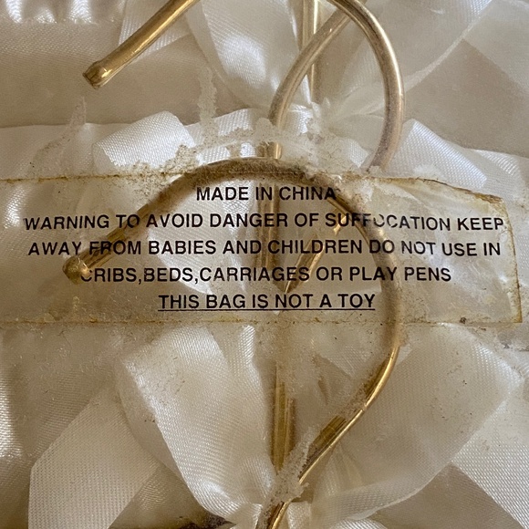 Whitmor I Padded Satin Hangers I Bone I Set of 10 - Picture 5 of 14